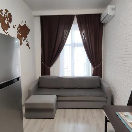 Flat In The Center 敖德萨
