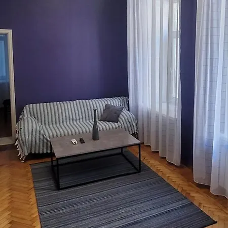 아파트 Flat In The Center 오데사