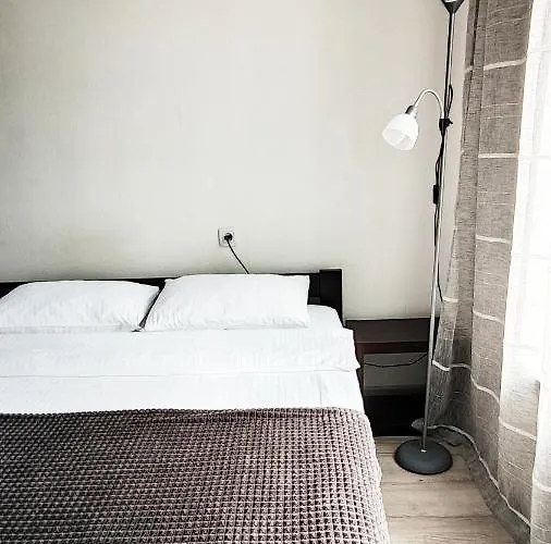 Flat In The Center Apartman *